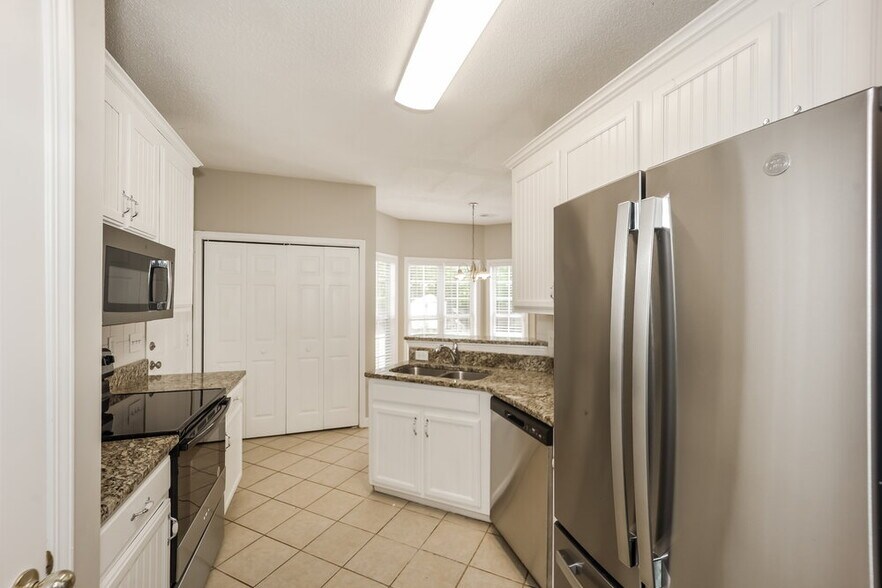 Building Photo - 284 Baldwin Ct