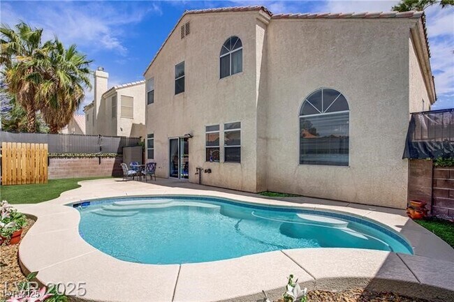 Building Photo - 8116 Kokoma Dr