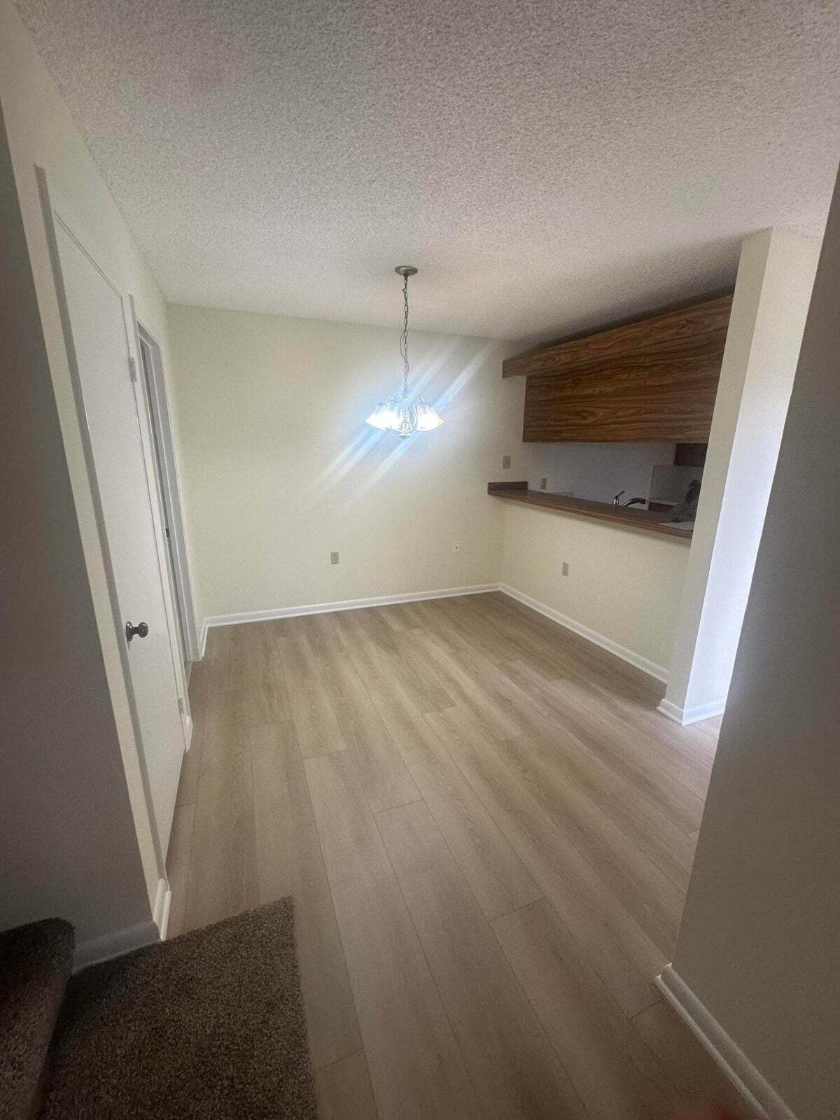 Building Photo - 1014 10th Way
