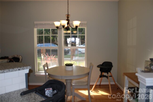 Building Photo - 9446 Cadman Ct