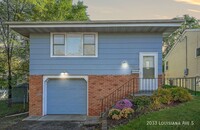 Building Photo - 3 Bed 1 Bath with Garage Near West End! De...