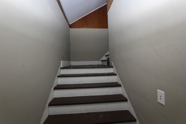 Building Photo - 12 George St