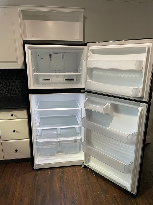 Building Photo - 7303 Carol Dr