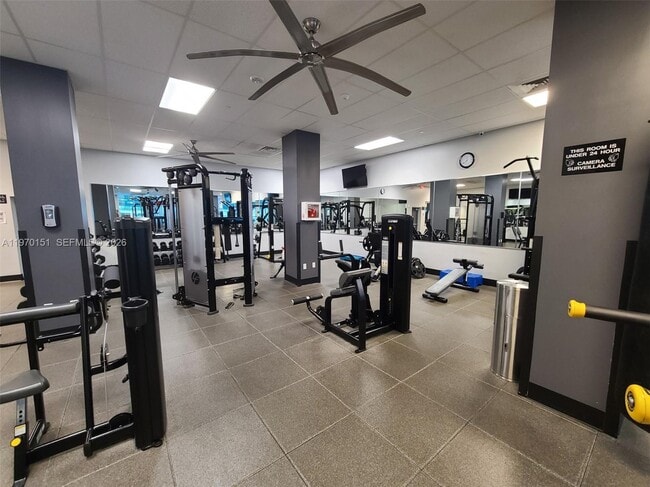 Building Photo - 2501 S Ocean Dr