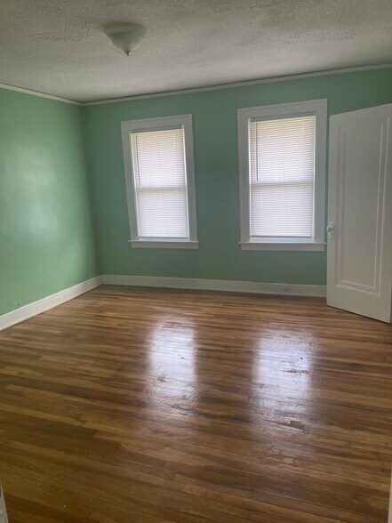 Building Photo - 2903 Glendale St