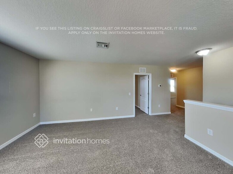 Building Photo - 15749 High Bell Pl