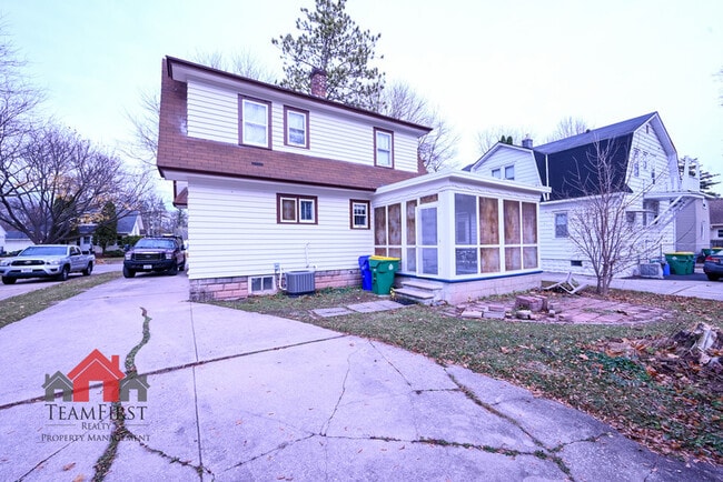 Building Photo - 1232 Eliza St