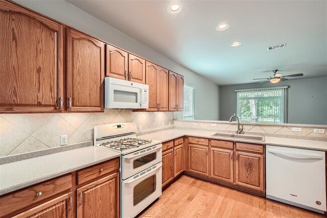 Building Photo - 120 Muir Ct