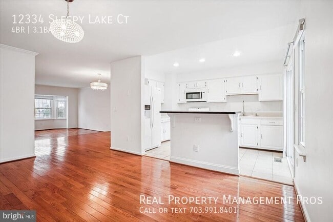 Building Photo - 12334 Sleepy Lake Ct