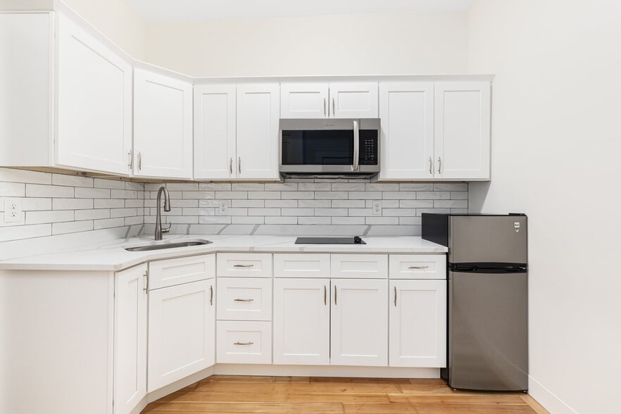 Kitchen - 54 Sutton St