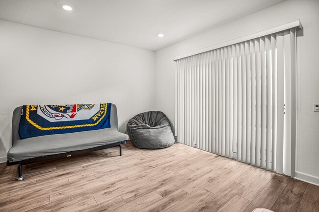 Building Photo - 2152 Senita Dr