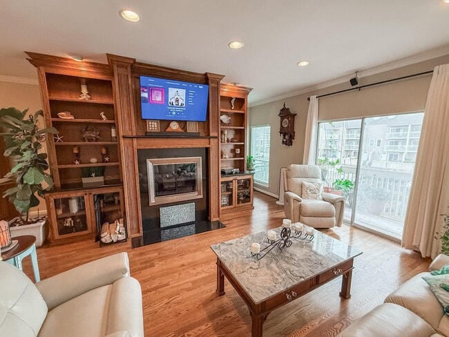 Building Photo - 4749 E NASA Pkwy