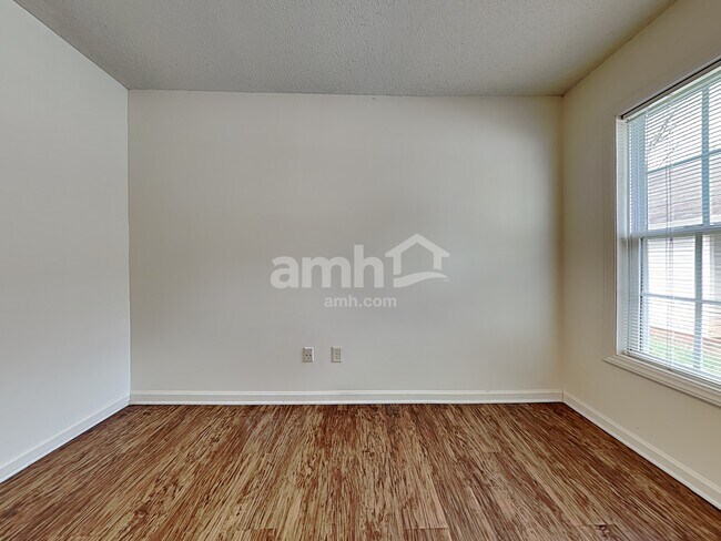 Building Photo - 5700 Regent Village Drive