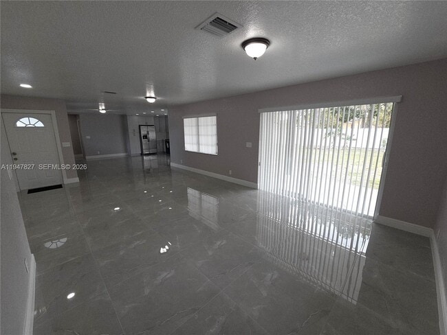 Building Photo - 4360 NW 13th Ct