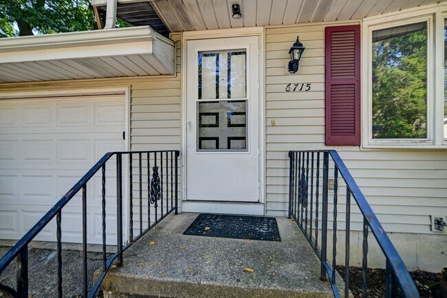 Building Photo - Katzfey-6715-6717 Century Ave