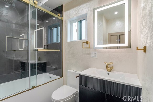 Building Photo - 11112 Emelita St