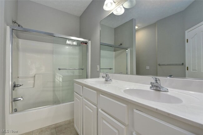 Building Photo - 29301 Hummingbird Cir