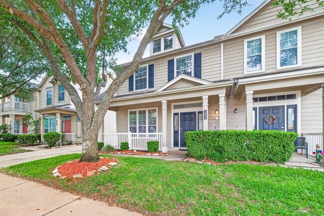 Building Photo - 16855 Mammoth Springs Dr