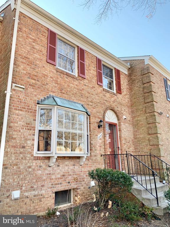 Building Photo - 1557 Dunterry Pl