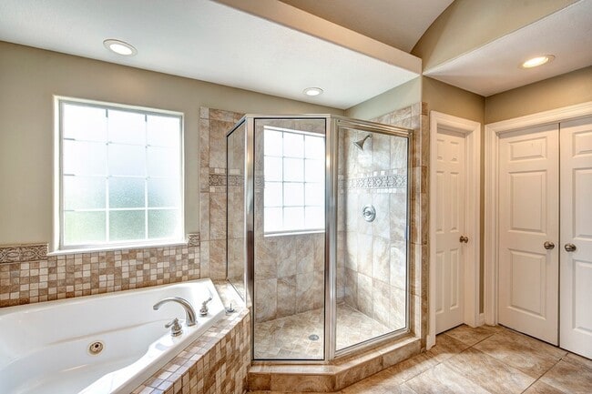 Building Photo - 4003 Feagan St