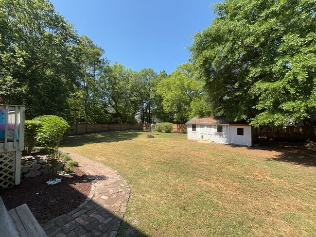 Building Photo - 1009 Ariel Ct