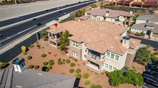 Building Photo - 10809 Garden Mist Dr
