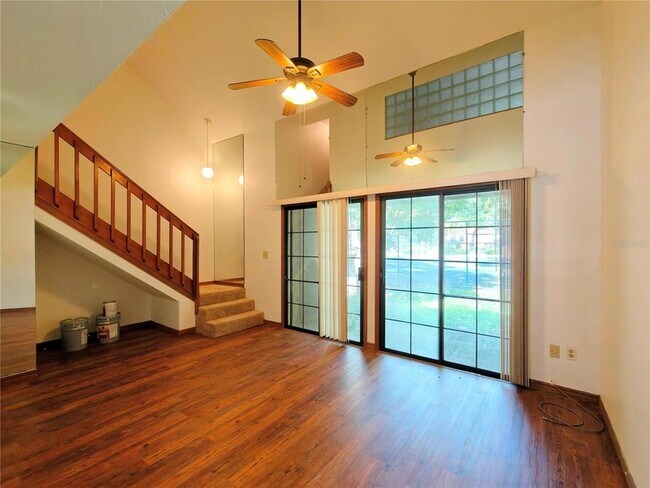 Building Photo - 830 SW 56th Terrace
