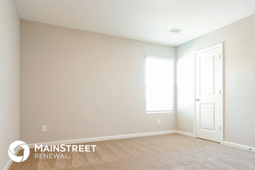 Building Photo - 1012 Nandina Ct