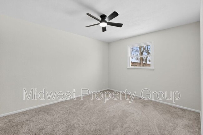 Building Photo - 5165 West Wood Drive