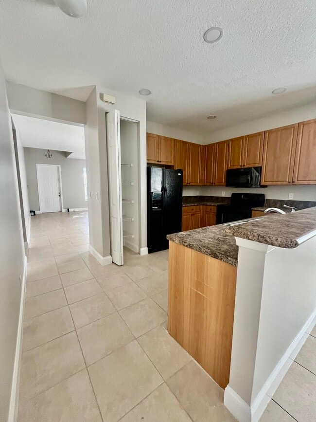 Building Photo - 325 Mulberry Grove Rd