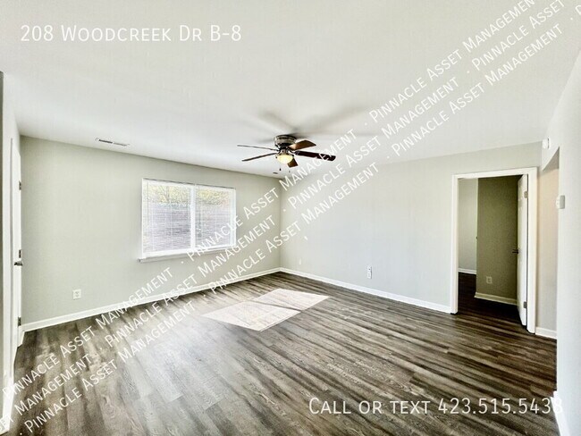 Building Photo - 208 Woodcreek Rd