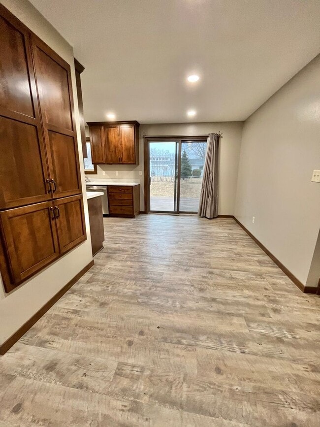Building Photo - Updated 4 Bed/2 Bath East Side Ranch Home for Rent!!