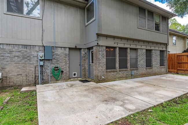 Building Photo - 1227 Mabry Mill Rd