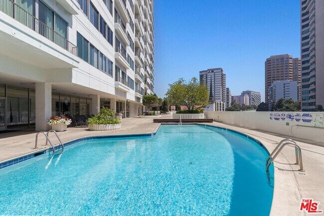 Building Photo - 10501 Wilshire Blvd