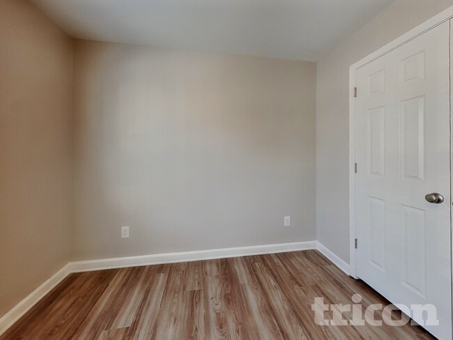 Building Photo - 3855 Range Crest Ct