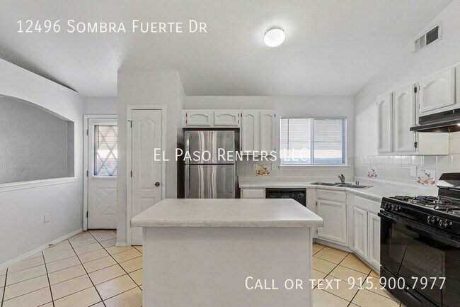 Building Photo - 12496 Sombra Fuerte Dr