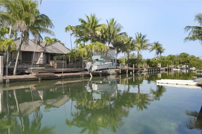 Building Photo - 1845 Daytonia Rd