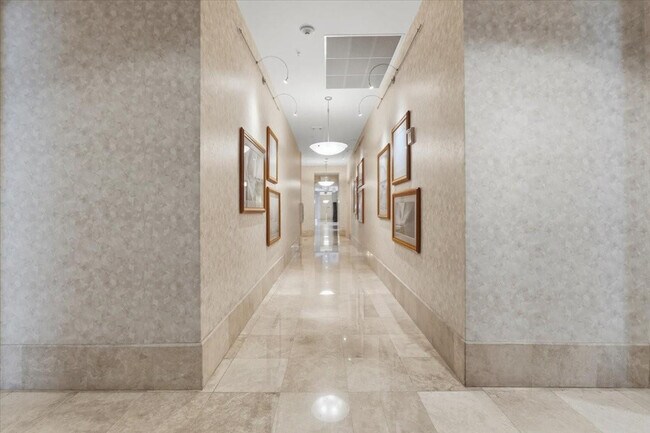 Building Photo - 1945 S Ocean Dr