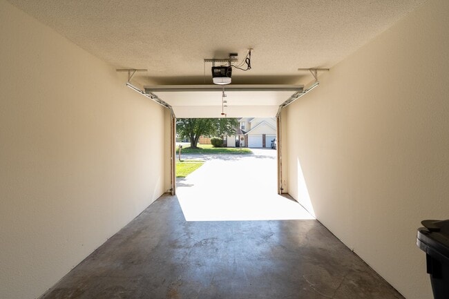 Building Photo - 4303-4305 Cheryl Ct.