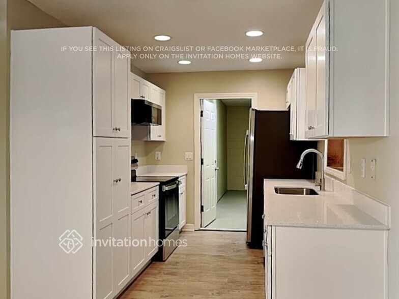 Building Photo - 7423 Antietam Ct E