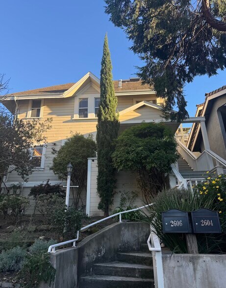 Building Photo - 2606 Harrison St