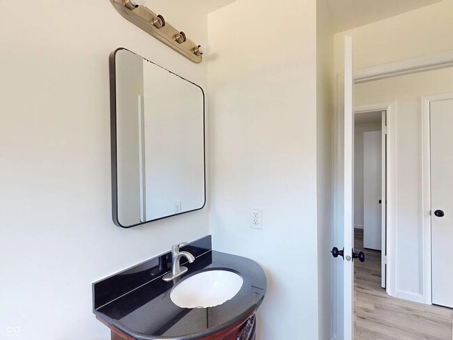 Building Photo - 2803 Boulevard Pl