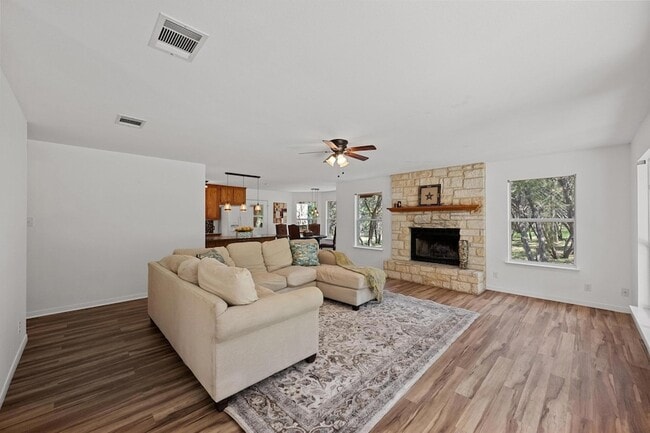 Building Photo - 4207 Deer Trail