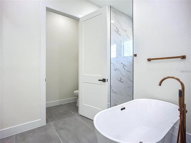 Building Photo - 1167 Boundary Blvd