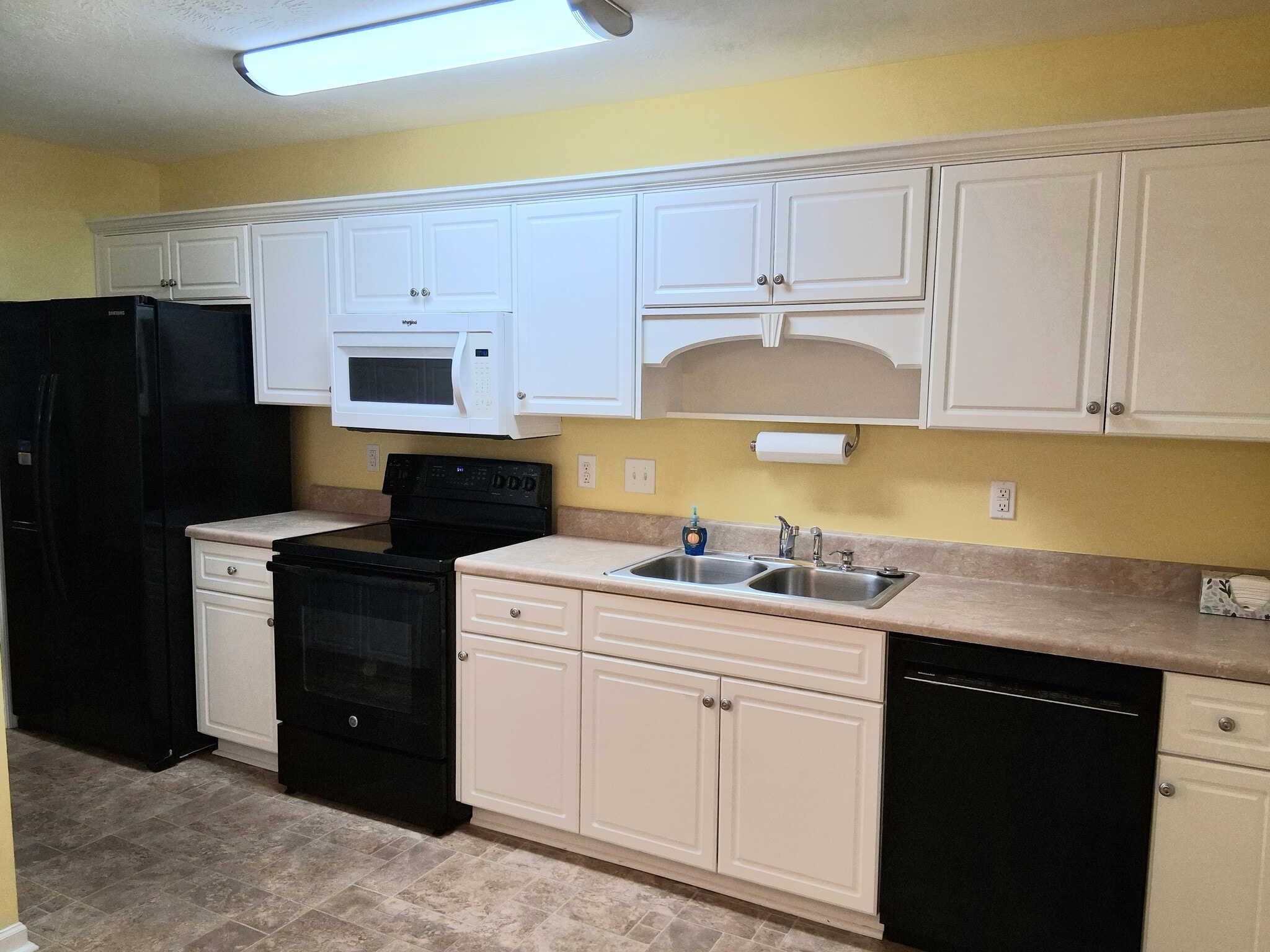 Building Photo - 1731 Elizabeth St