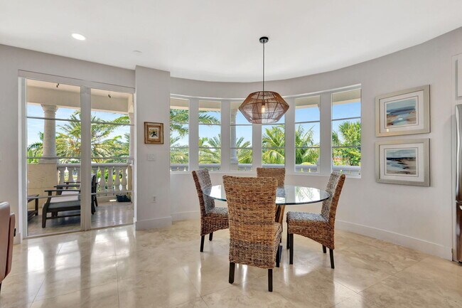Building Photo - 155 S Ocean Ave