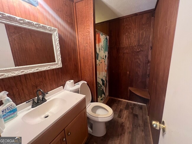 Building Photo - 1425 Dowdy Rd