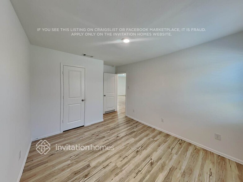 Building Photo - 22255 Stoney Ravine Dr