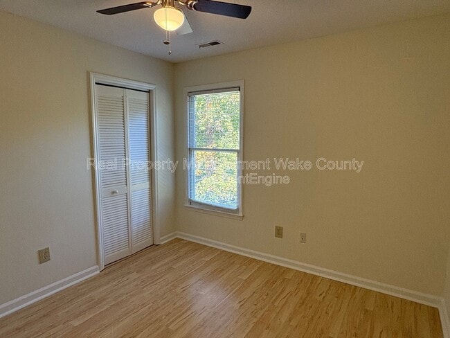 Building Photo - 306 Applecross Dr