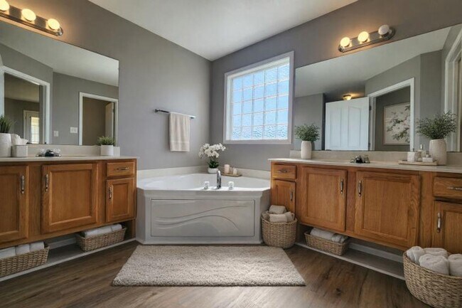 Building Photo - Your Next Home Sweet Home Awaits!